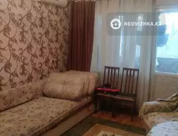 3-комнатная квартира, этаж 4 из 6, 73 м²