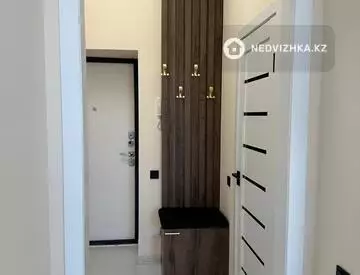1-комнатная квартира, этаж 2 из 12, 40 м², на длительный срок