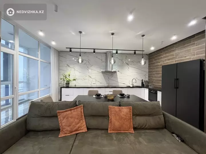 110 м², 3-комнатная квартира, этаж 22 из 22, 110 м², изображение - 1