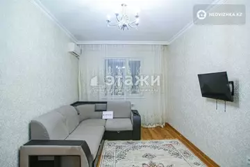 2-комнатная квартира, этаж 11 из 12, 65 м², на длительный срок