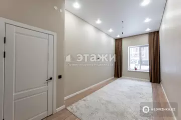 2-комнатная квартира, этаж 1 из 12, 70 м²