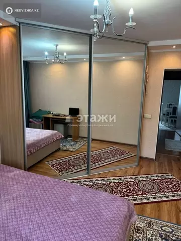 3-комнатная квартира, этаж 8 из 9, 85 м²
