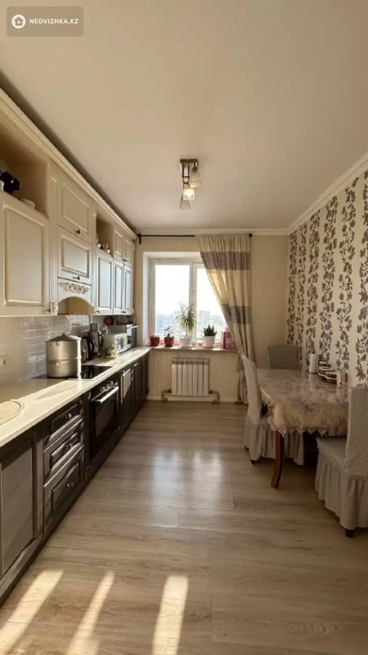 80 м², 3-комнатная квартира, этаж 10 из 12, 80 м², изображение - 1