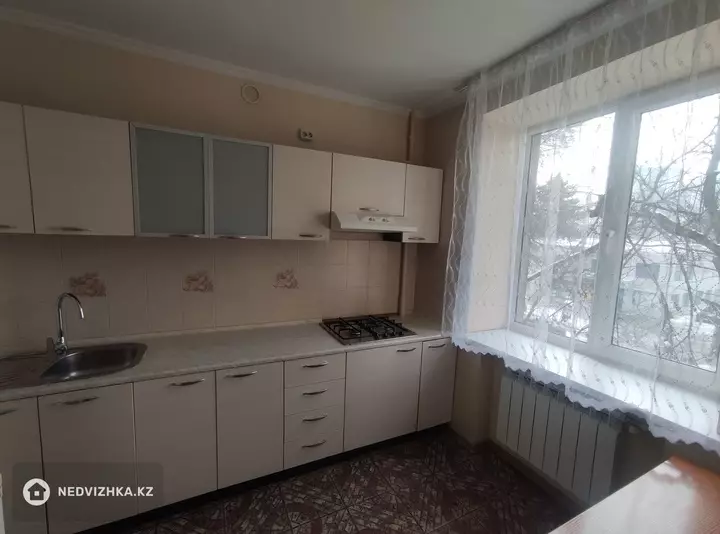 35 м², 1-комнатная квартира, этаж 3 из 4, 35 м², на длительный срок, изображение - 1