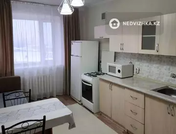 80 м², 1-комнатная квартира, этаж 2 из 5, 80 м², посуточно, изображение - 1