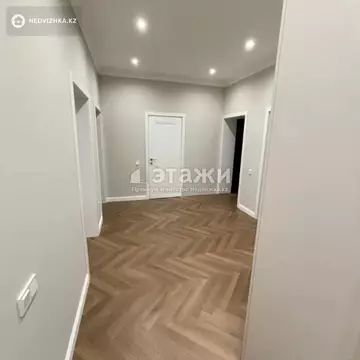 3-комнатная квартира, этаж 7 из 17, 100 м²