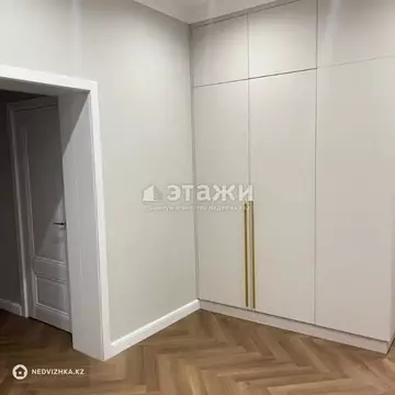3-комнатная квартира, этаж 7 из 17, 100 м²