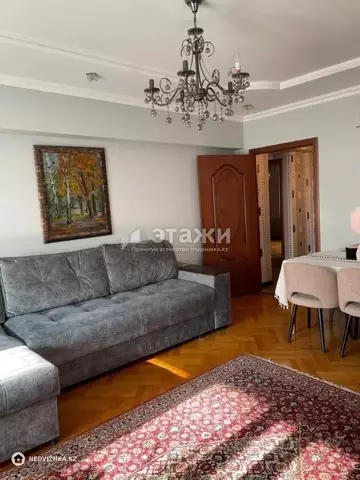 3-комнатная квартира, этаж 4 из 5, 90 м²