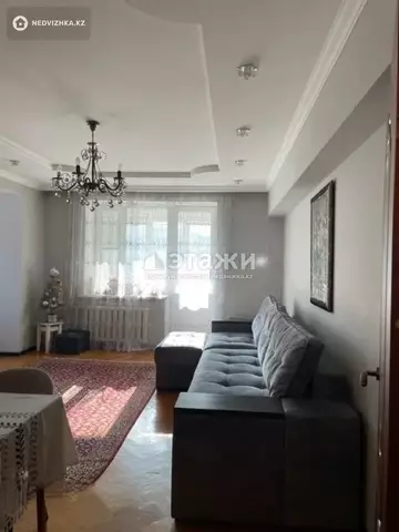 3-комнатная квартира, этаж 4 из 5, 90 м²