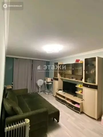 2-комнатная квартира, этаж 4 из 4, 45 м²