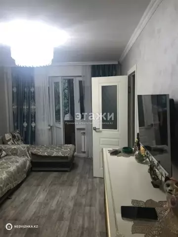 2-комнатная квартира, этаж 3 из 4, 45 м²