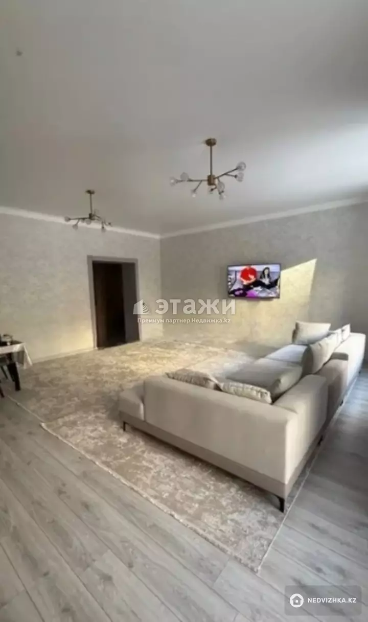 100 м², 4-комнатная квартира, этаж 2 из 10, 100 м², изображение - 1