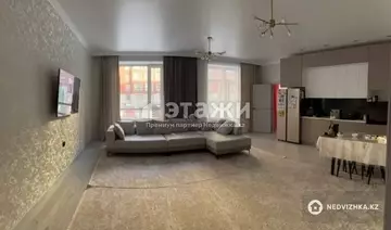 4-комнатная квартира, этаж 2 из 10, 100 м²