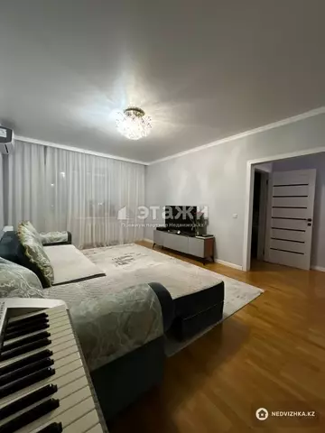 2-комнатная квартира, этаж 3 из 9, 76 м²