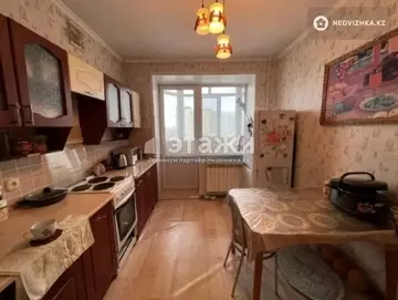 2-комнатная квартира, этаж 4 из 13, 60 м²