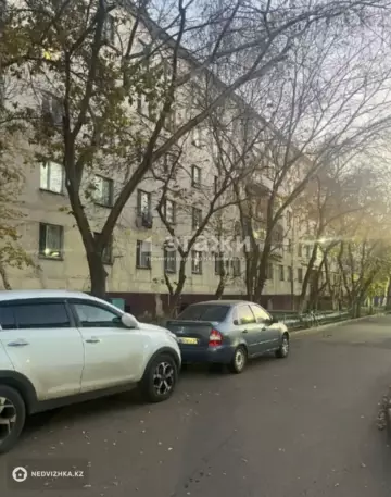 1-комнатная квартира, этаж 4 из 5, 10 м²