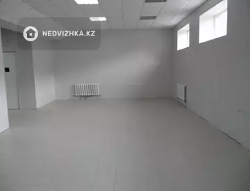 1000 м², Офисное помещение, этаж 1 из 2, в бизнес-центре, 1 000 м², на длительный срок, изображение - 1