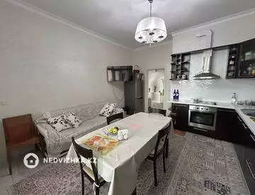 2-комнатная квартира, этаж 10 из 30, 104 м²