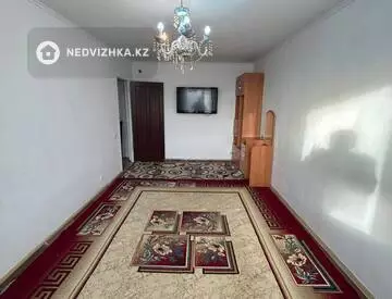 3-комнатная квартира, этаж 9 из 10, 70 м²