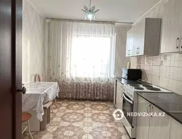 70 м², 3-комнатная квартира, этаж 9 из 10, 70 м², изображение - 4