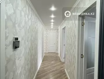 3-комнатная квартира, этаж 8 из 9, 97 м²