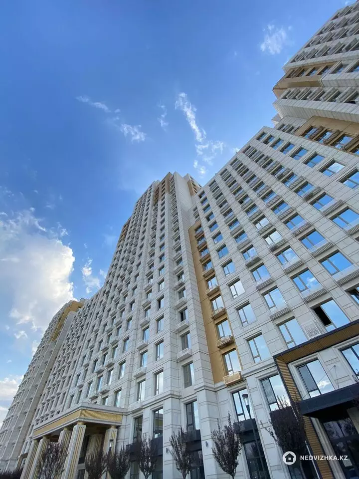 75.5 м², 2-комнатная квартира, этаж 4 из 25, 76 м², изображение - 1