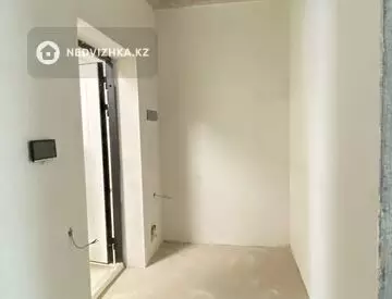 2-комнатная квартира, этаж 9 из 9, 75 м²