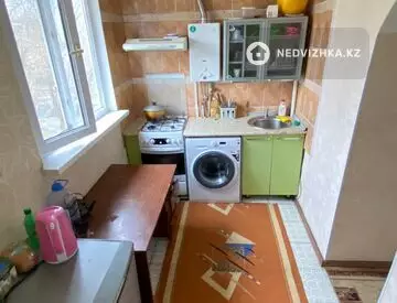 2-комнатная квартира, этаж 3 из 5, 52 м²