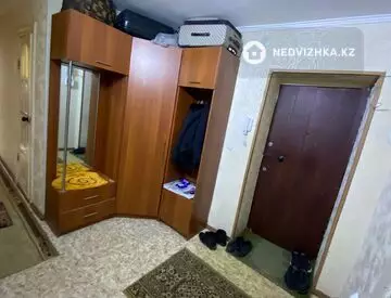 2-комнатная квартира, этаж 3 из 5, 52 м²