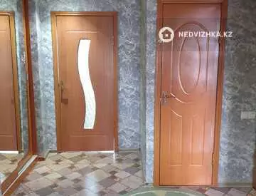 3-комнатная квартира, этаж 4 из 4, 60 м²