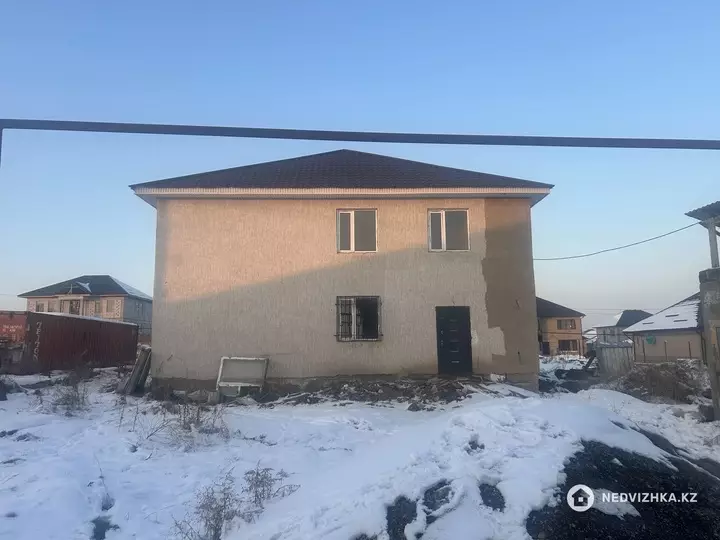 250 м², 6-комнатный дом, 6 соток, 250 м², изображение - 1