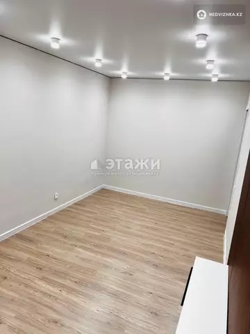 1-комнатная квартира, этаж 11 из 12, 40 м²