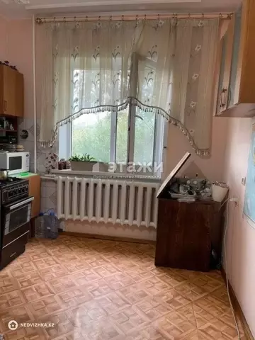 1-комнатная квартира, этаж 3 из 9, 41 м²