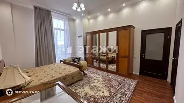 190 м², 4-комнатная квартира, этаж 3 из 6, 190 м², на длительный срок, изображение - 1