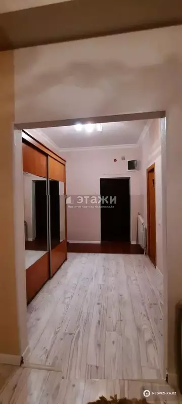 2-комнатная квартира, этаж 5 из 19, 56 м²