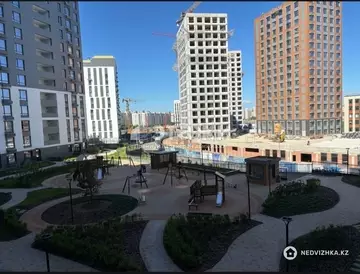 3-комнатная квартира, этаж 9 из 13, 70 м²