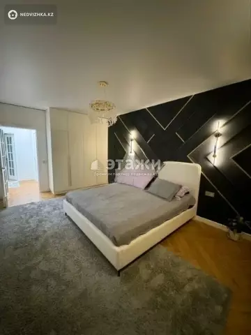 2-комнатная квартира, этаж 8 из 9, 66 м²