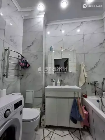 2-комнатная квартира, этаж 10 из 10, 48 м²
