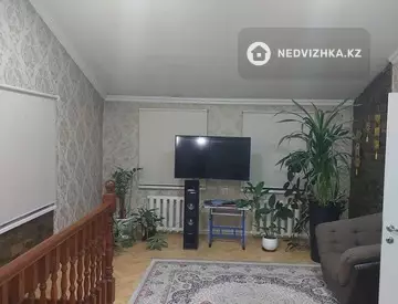 5-комнатный дом, 4 соток, 250 м²