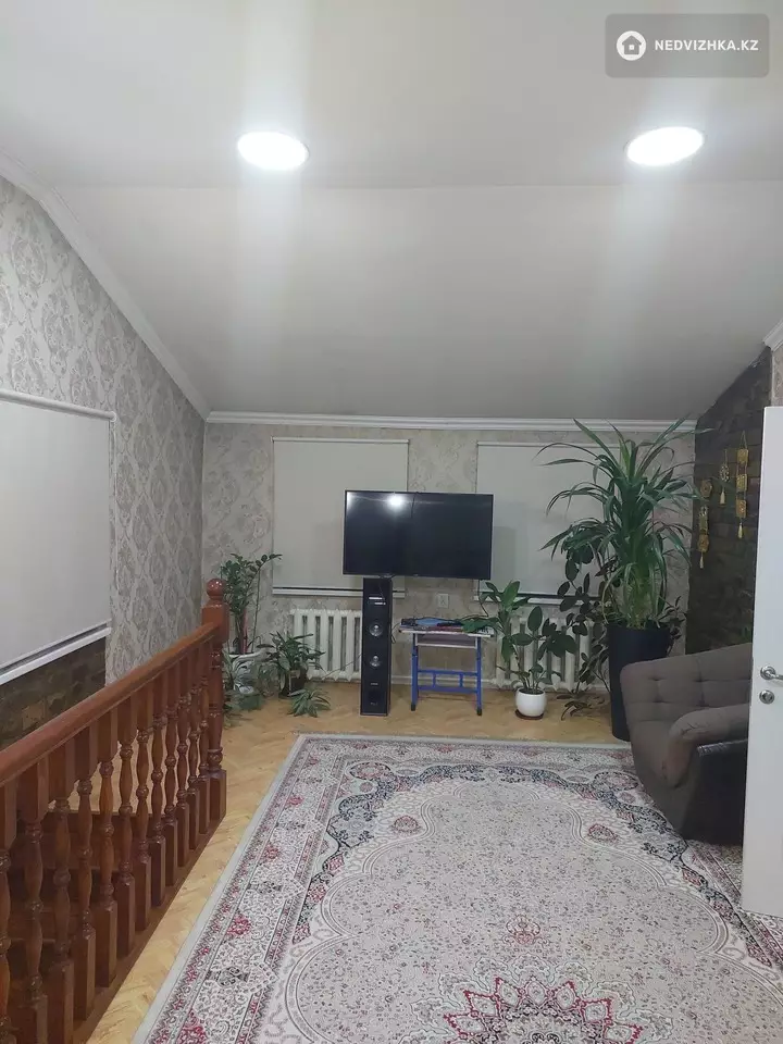 250 м², 5-комнатный дом, 4 соток, 250 м², изображение - 1