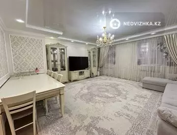 3-комнатная квартира, этаж 3 из 8, 110 м²