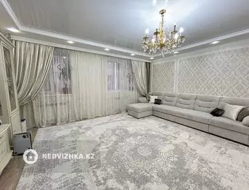 3-комнатная квартира, этаж 3 из 8, 110 м²