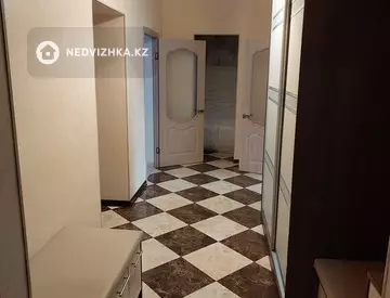70 м², 2-комнатная квартира, этаж 1 из 10, 70 м², посуточно, изображение - 2