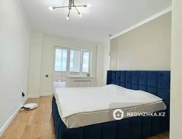 3-комнатная квартира, этаж 8 из 9, 100 м²