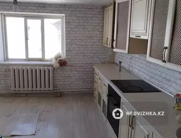 5-комнатный дом, 0.1 соток, 65 м²