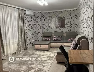 2-комнатная квартира, этаж 4 из 6, 73 м², на длительный срок