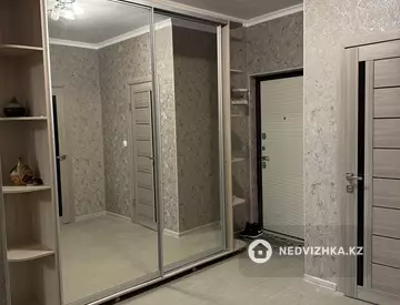 2-комнатная квартира, этаж 4 из 6, 73 м², на длительный срок