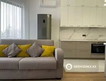 74 м², 3-комнатная квартира, этаж 10 из 15, 74 м², изображение - 0