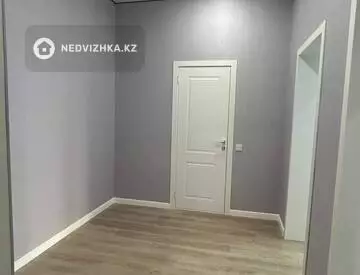 2-комнатная квартира, этаж 8 из 12, 51 м²