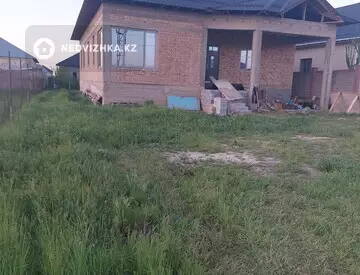 4-комнатный дом, 8 соток, 5 м²